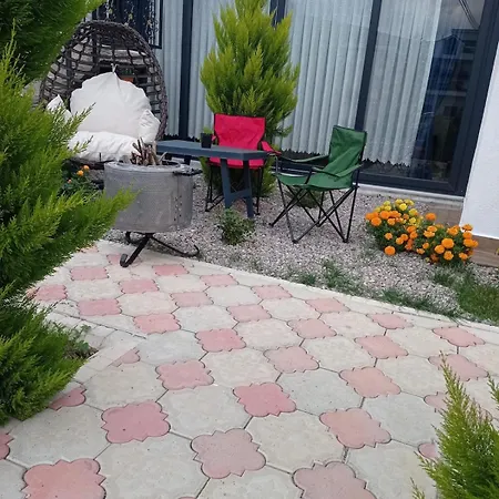 Afilli Muestakil Bahceli Guenluek Gerze